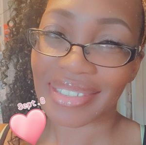 Meet your Posher, Terri